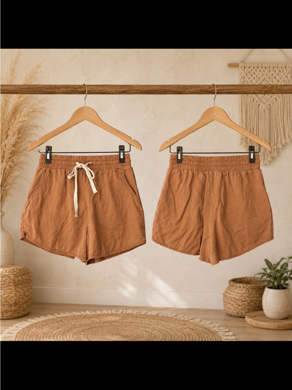Jetty Women's Elastic Drawstring Athletic Shorts in Brown small